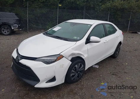 2017 Toyota Corolla Le из США, поврежденный, VIN 5YFBURHE3HP667809
